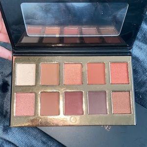 Unused Crown Pro Palette